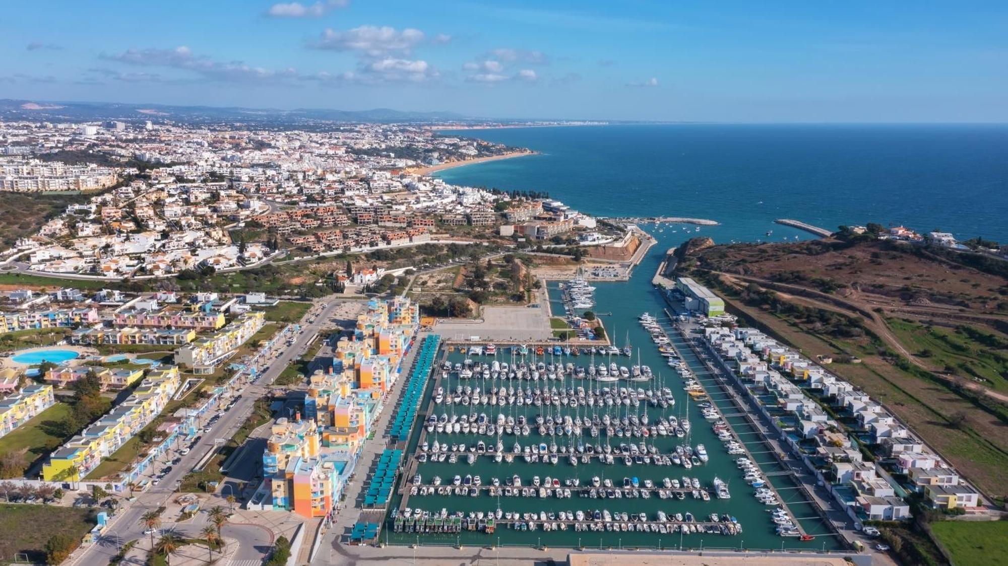 Bnb Homes Ocean View Apartment With Huge Sunny Terrace, 2 Swimming Pools & Tennis Court Albufeira Luaran gambar
